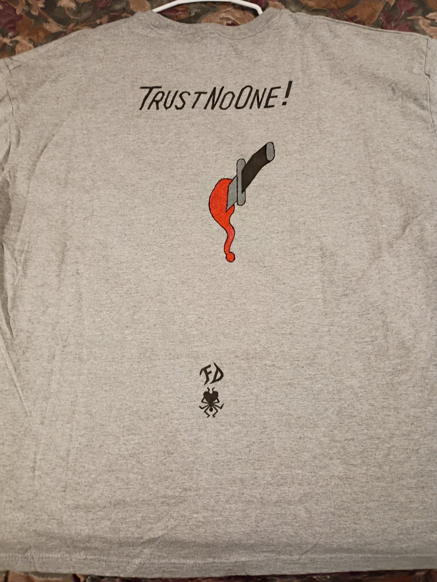 Trust No One Shirt - Gray