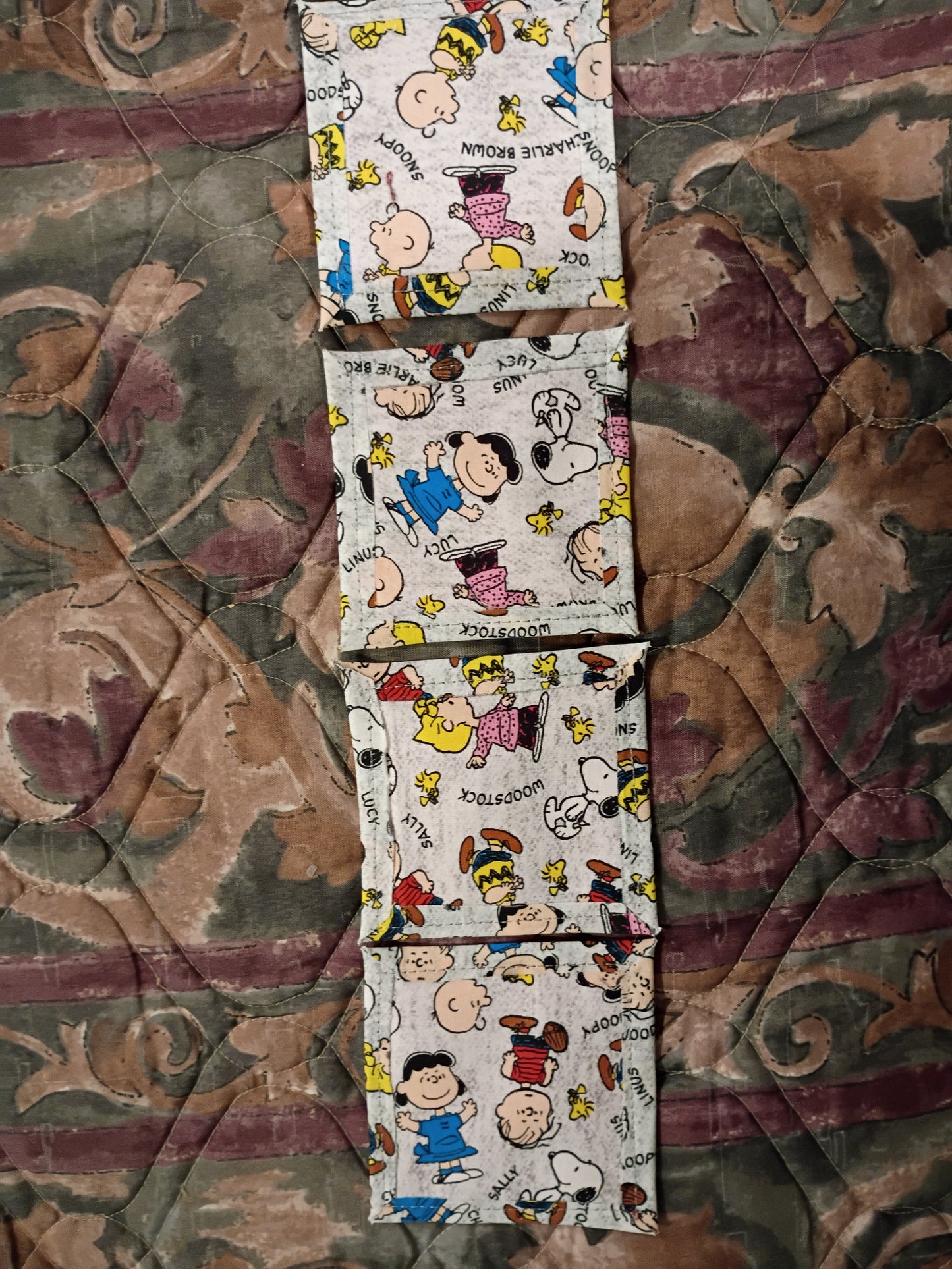 Coasters peanuts 4 pack